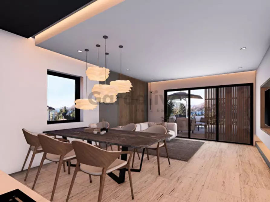 Immagine 9 di Attico in vendita  in Via Dante Alighieri a Toscolano-Maderno