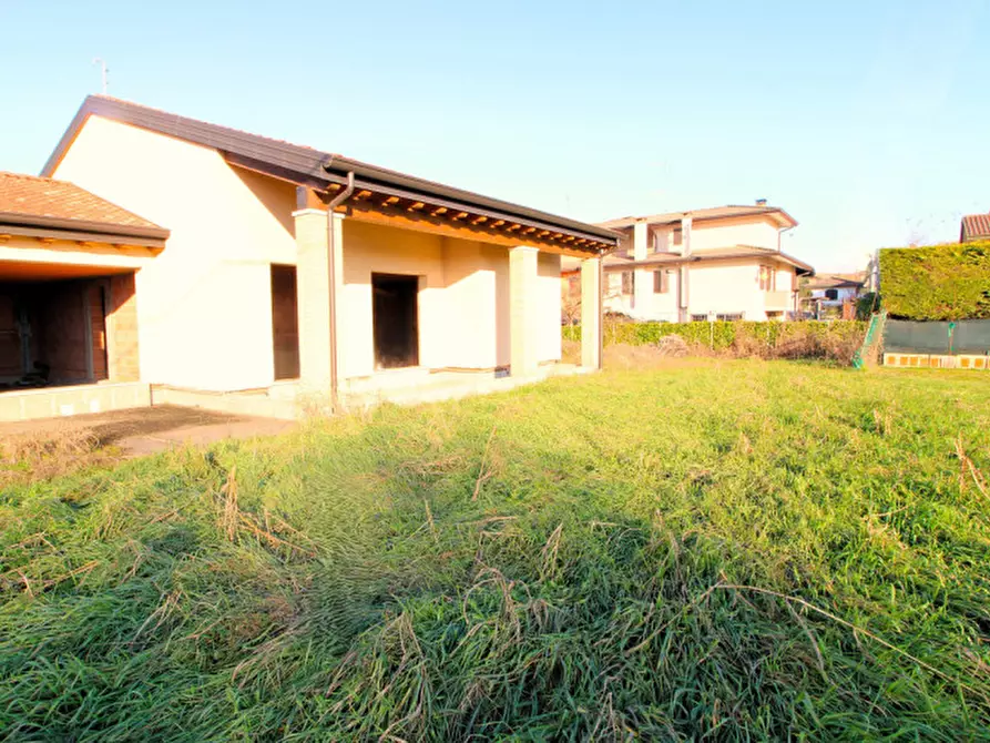 Immagine 1 di Casa bifamiliare in vendita  in Via Ponte Pelli 10 a San Pietro Viminario