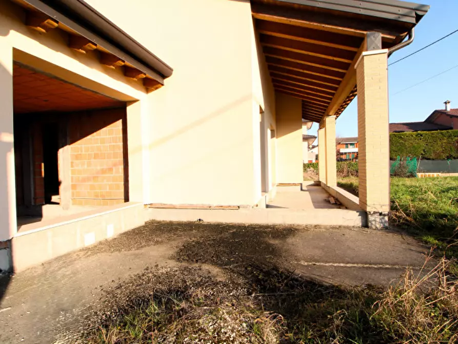 Immagine 3 di Casa bifamiliare in vendita  in Via Ponte Pelli 10 a San Pietro Viminario