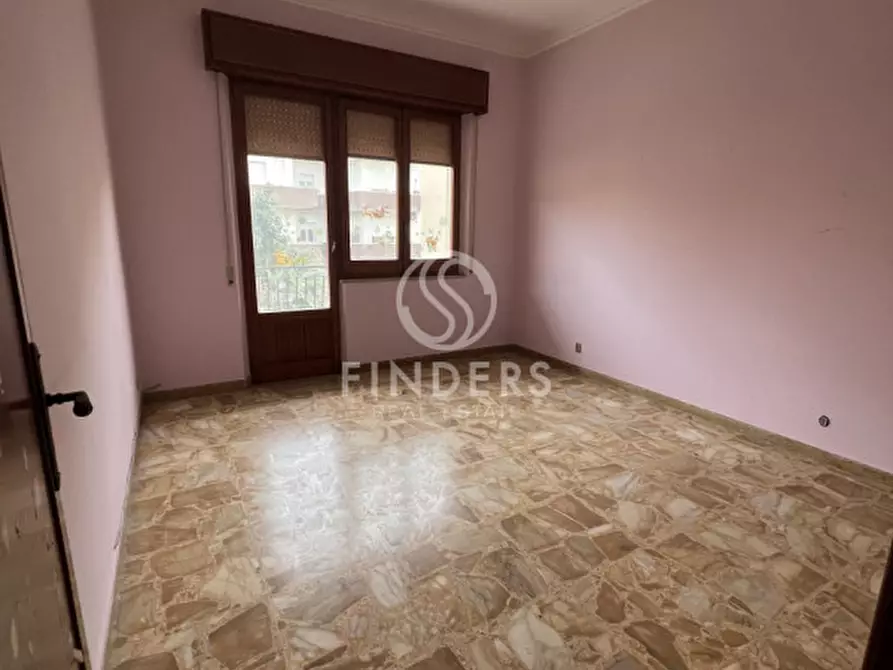 Immagine 11 di Palazzo in vendita  in VICO PETRILLINA DIR. VERSACE 15 a Reggio Di Calabria