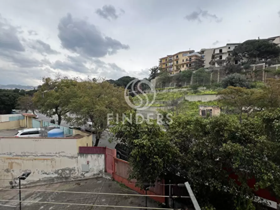 Immagine 15 di Palazzo in vendita  in VICO PETRILLINA DIR. VERSACE 15 a Reggio Di Calabria