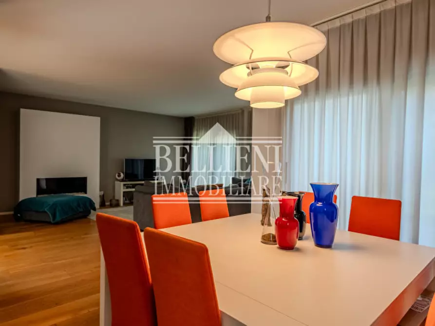 Immagine 2 di Villa in vendita  in Via Giosuè Carducci a Vicenza