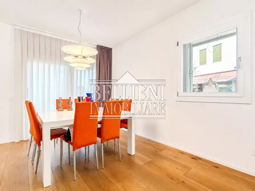 Immagine 2 di Villa in vendita  in Via Giosuè Carducci a Vicenza