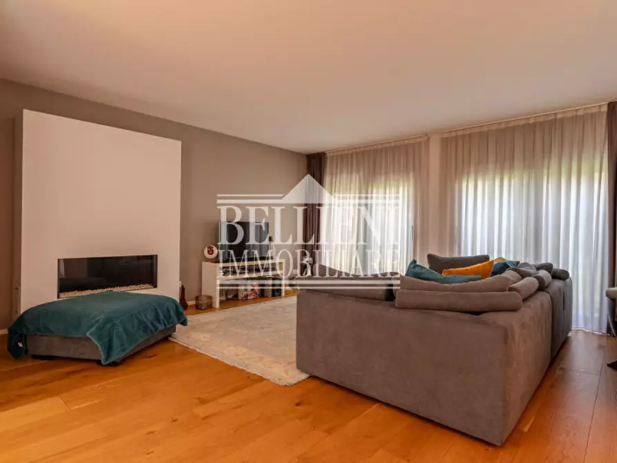 Immagine 4 di Villa in vendita  in Via Giosuè Carducci a Vicenza