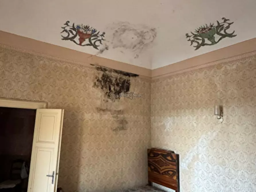 Immagine 12 di Casa indipendente in vendita  a Modica