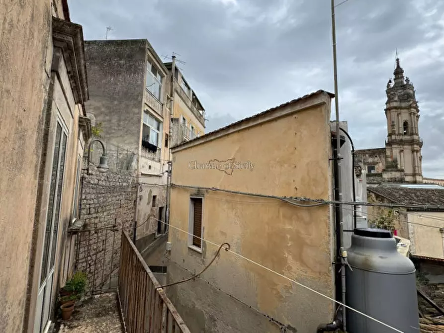 Immagine 17 di Casa indipendente in vendita  a Modica