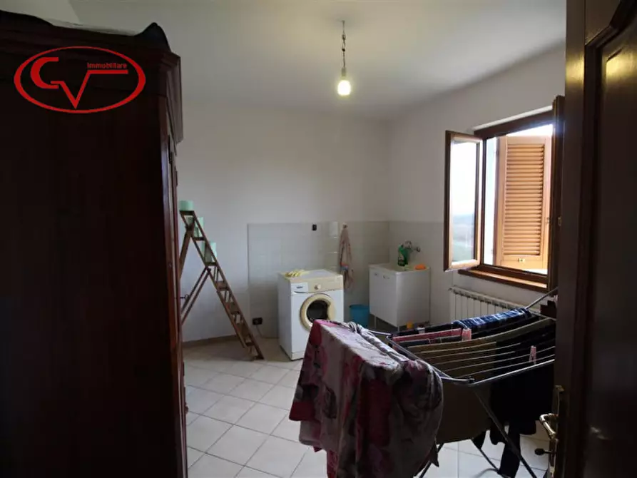 Immagine 20 di Villa in vendita  a Loro Ciuffenna