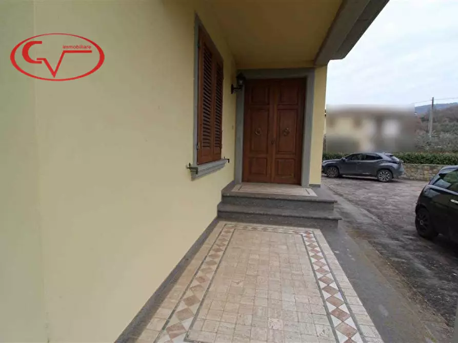 Immagine 32 di Villa in vendita  a Loro Ciuffenna