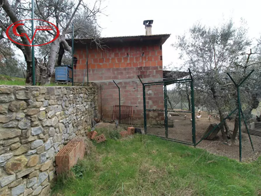 Immagine 36 di Villa in vendita  a Loro Ciuffenna