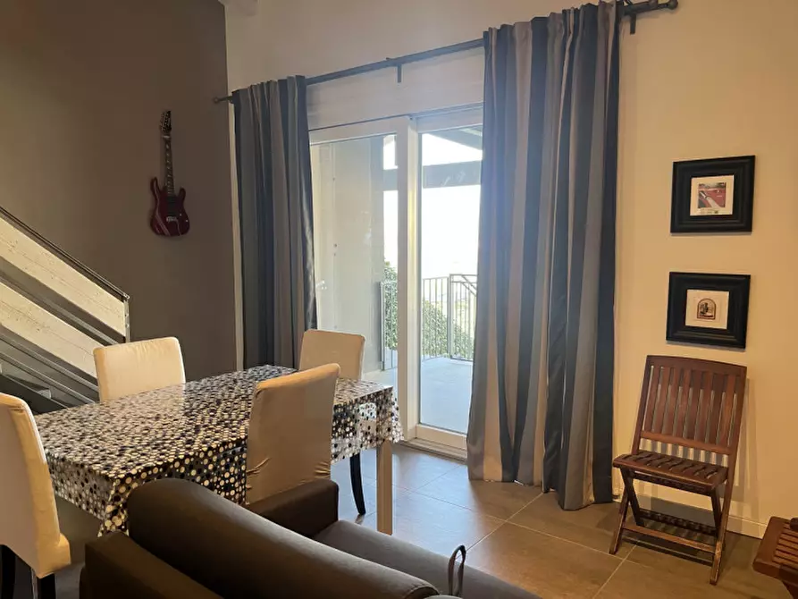 Immagine 5 di Appartamento in vendita  in Via Boschetti a Peschiera Del Garda
