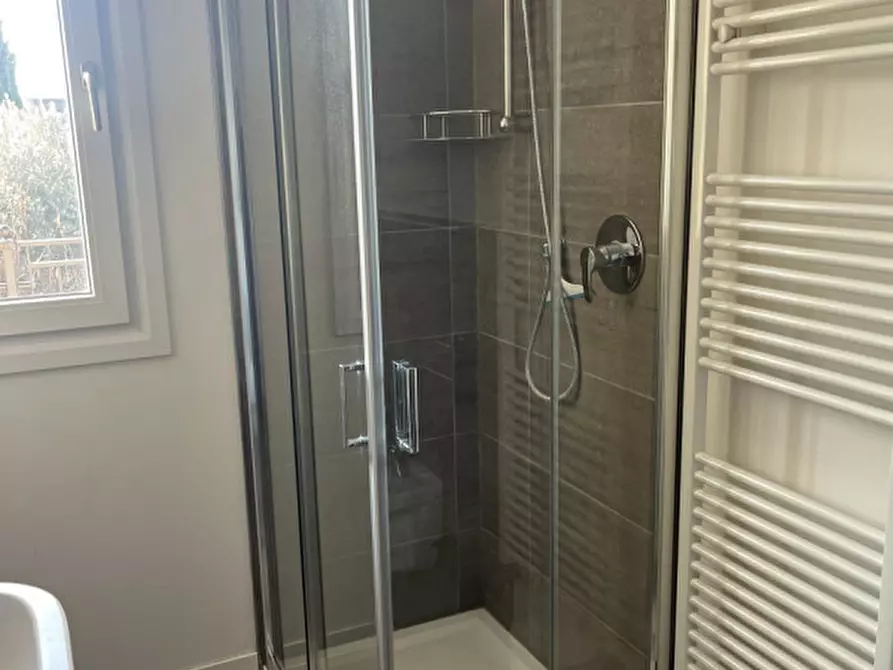 Immagine 11 di Appartamento in vendita  in Via Boschetti a Peschiera Del Garda