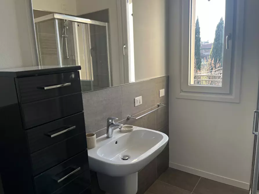 Immagine 12 di Appartamento in vendita  in Via Boschetti a Peschiera Del Garda