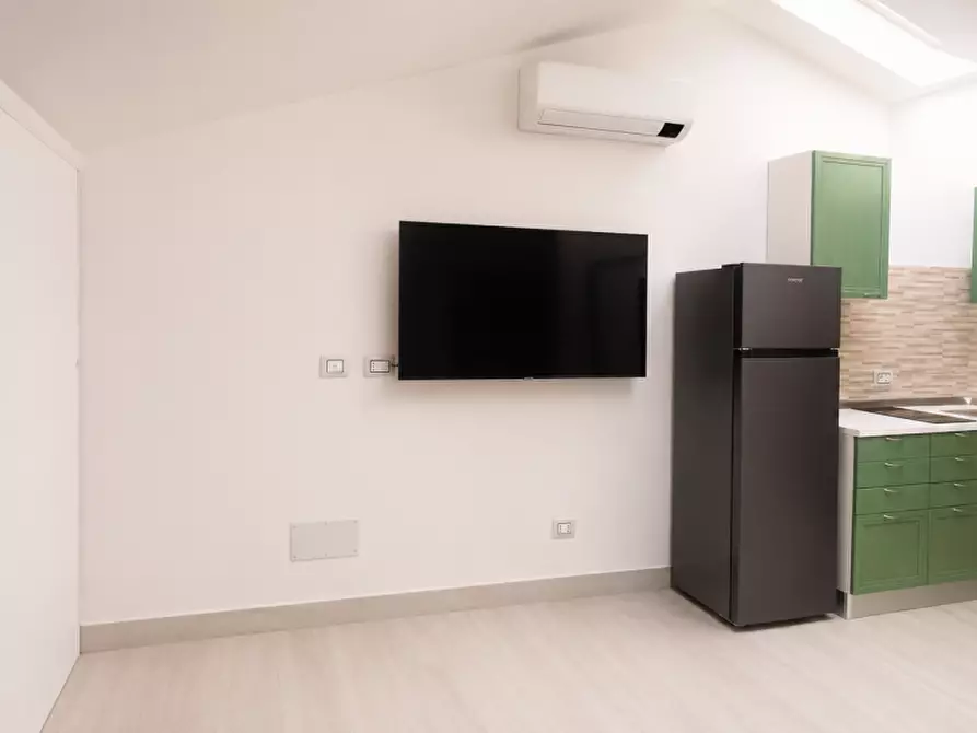 Immagine 4 di Appartamento in vendita  in via Saffi a Parma