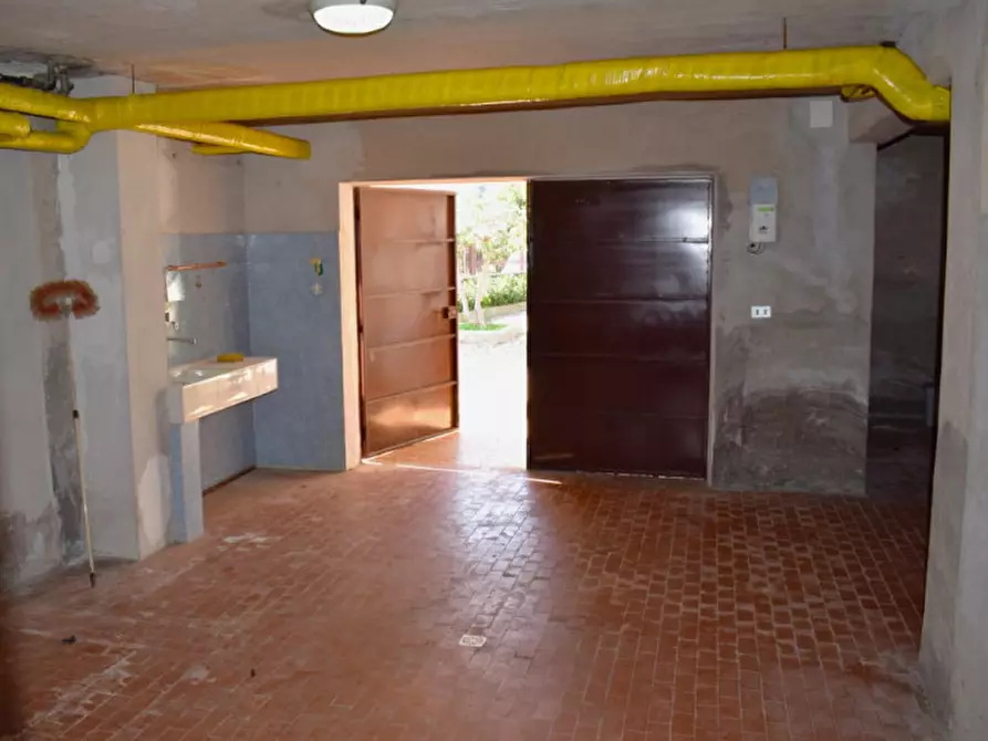 Immagine 22 di Casa bifamiliare in vendita  in Via Monte dei Fiori a Pescara