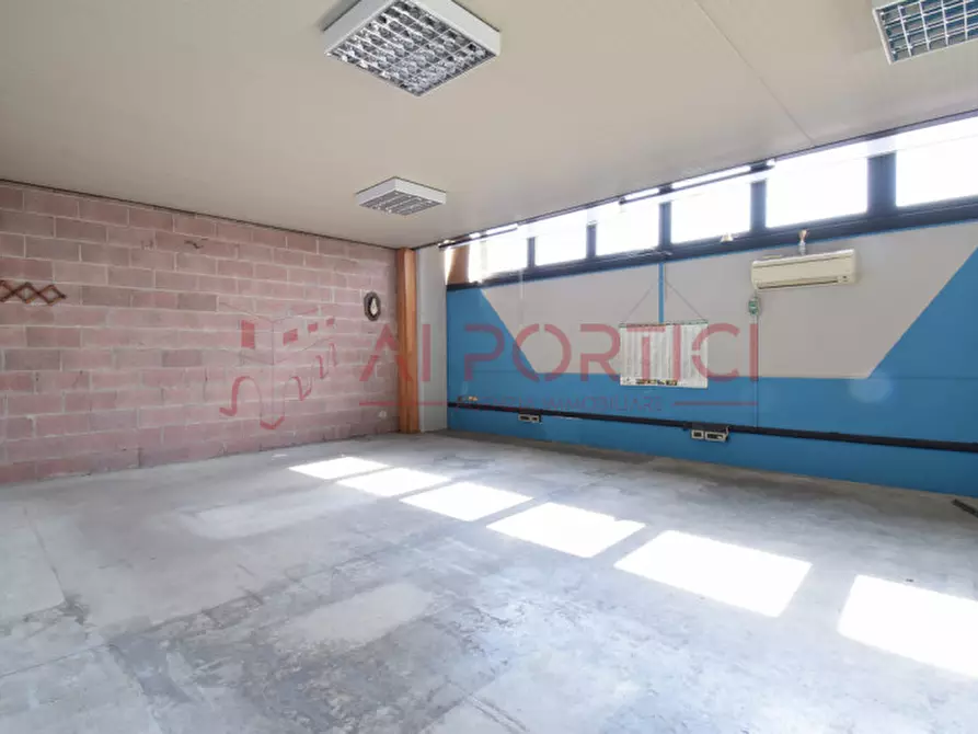 Immagine 3 di Capannone industriale in affitto  in Viale Stazione a Pontelongo