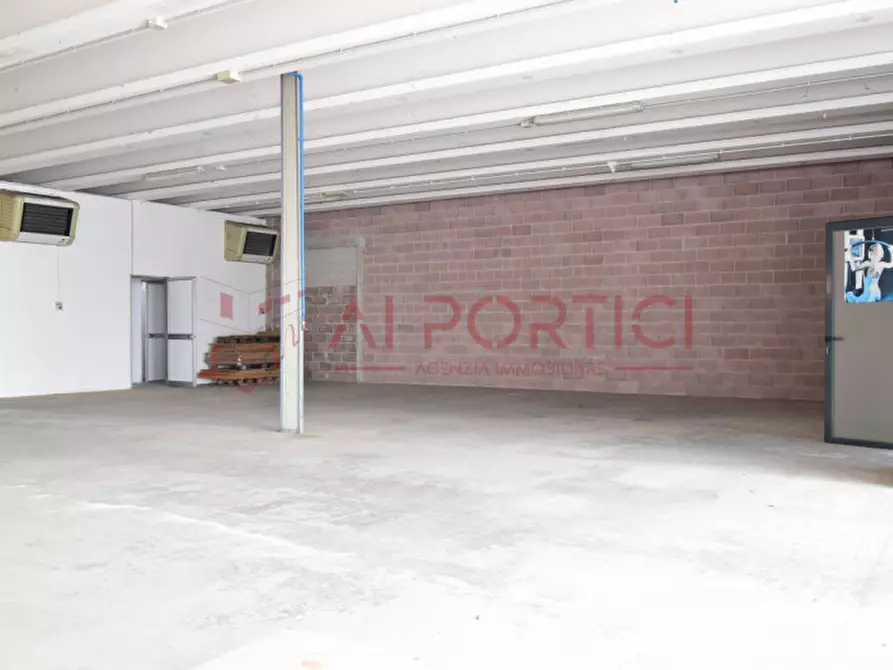 Immagine 8 di Capannone industriale in affitto  in Viale Stazione a Pontelongo