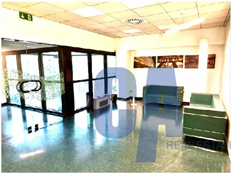 Immagine 1 di Laboratorio in vendita  in VIA SAN LUIGI a Caponago