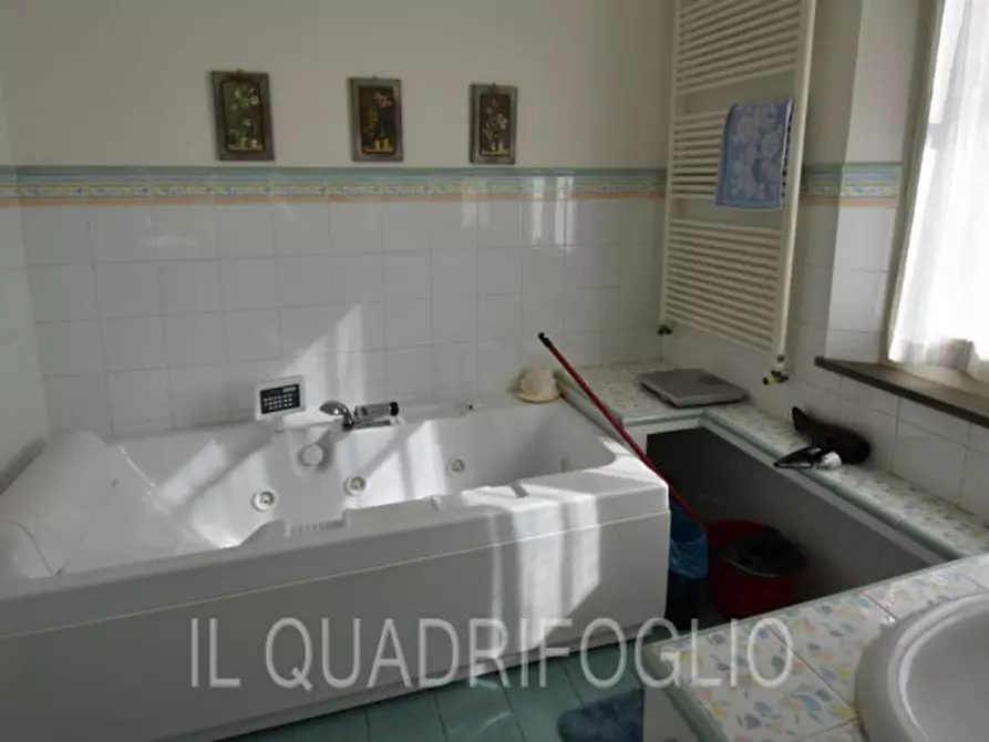 Immagine 29 di Villa in vendita  in Via Madonna dell'Olivo a Cesena