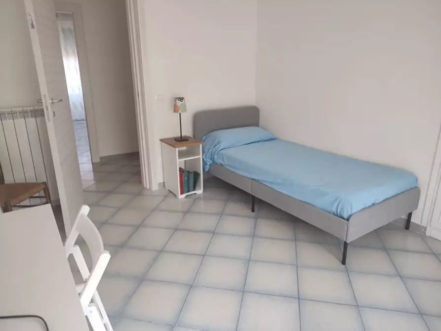 Immagine 15 di Camera in affitto  in Piazza Immacolata 11 a Napoli