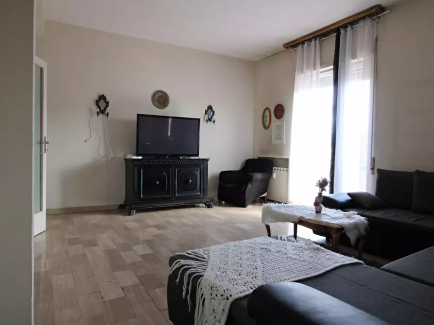 Immagine 16 di Appartamento in vendita  in Largo Ezio Ottaviani a Terni