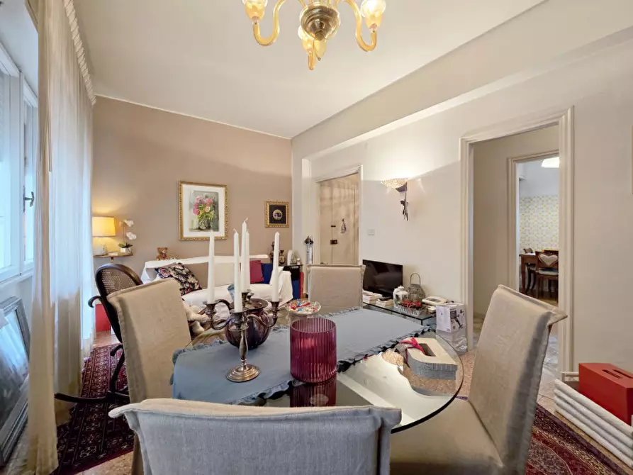 Immagine 3 di Appartamento in vendita  a Treviso