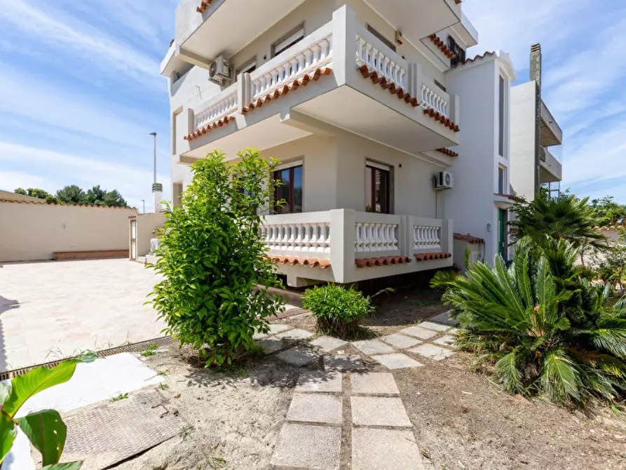 Immagine 13 di Casa indipendente in vendita  in via Budapest 56 a Quartu Sant'elena