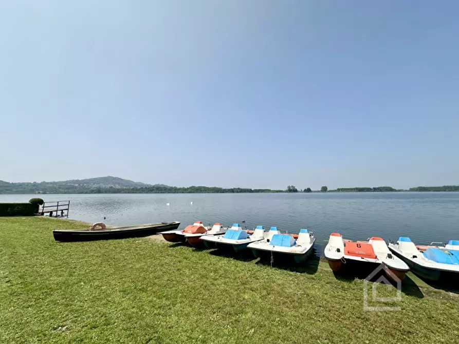 Immagine 1 di Terreno in vendita  in Via Vittorio Veneto a Vische