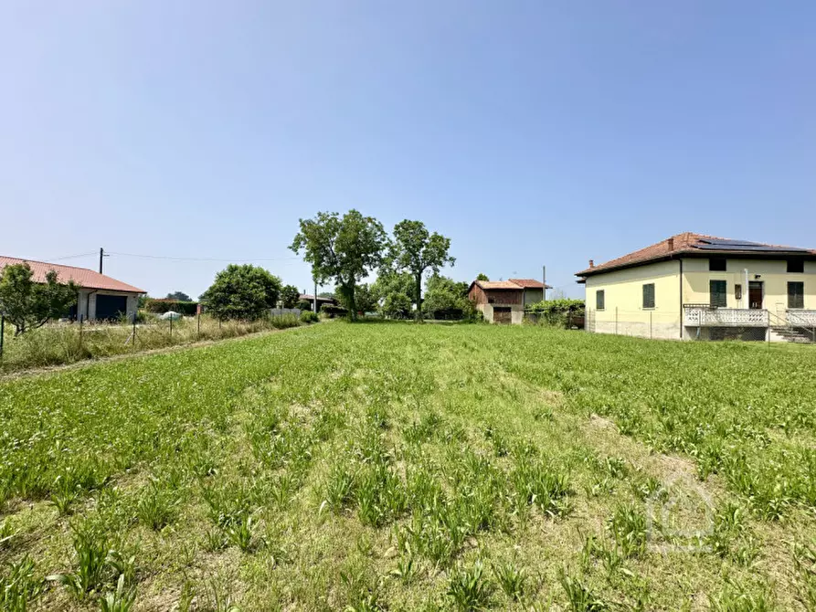 Immagine 30 di Terreno in vendita  in Via Vittorio Veneto a Vische