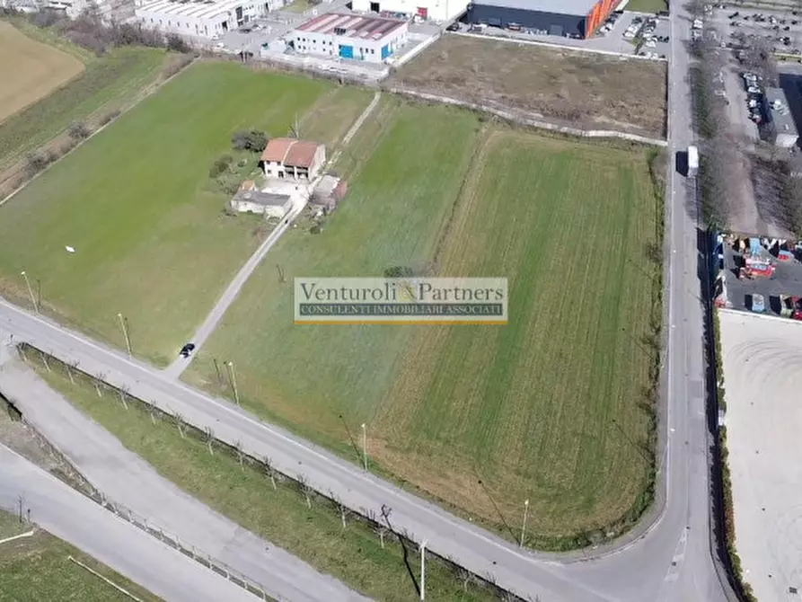 Immagine 10 di Terreno in vendita  in Via Statale a Calcinato