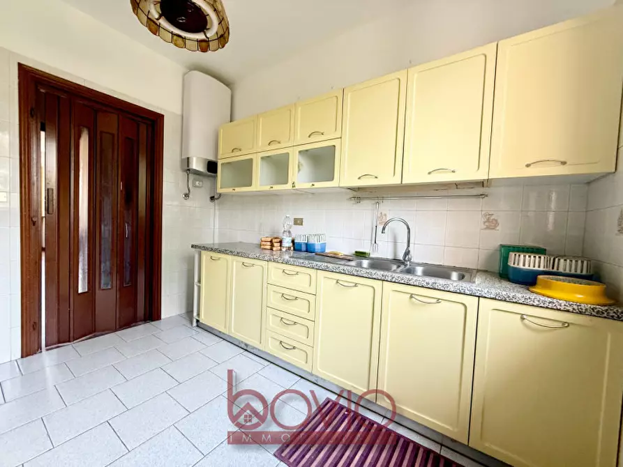 Immagine 13 di Appartamento in vendita  in VIA BORGARELLA 10 a San Mauro Torinese