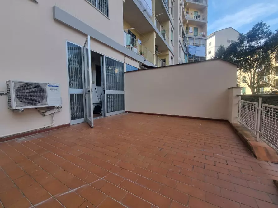 Immagine 10 di Negozio in vendita  in VIA GORDIGIANI a Firenze