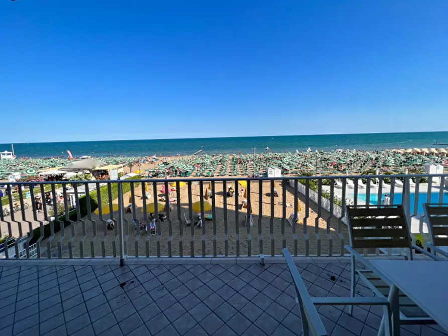 Immagine 1 di Appartamento in vendita  a Jesolo