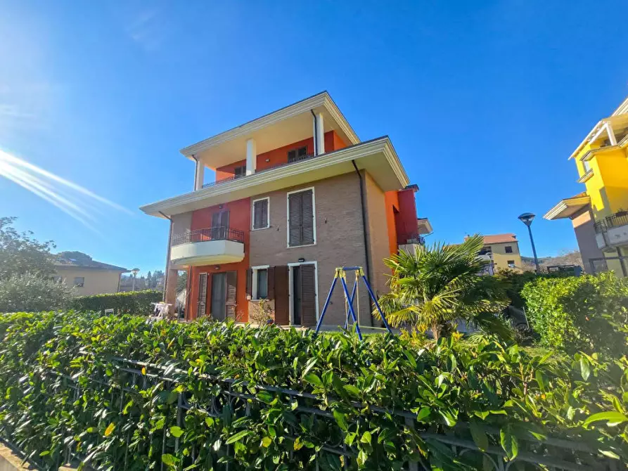 Immagine 2 di Appartamento in vendita  in Via Cattaneo a Urbania