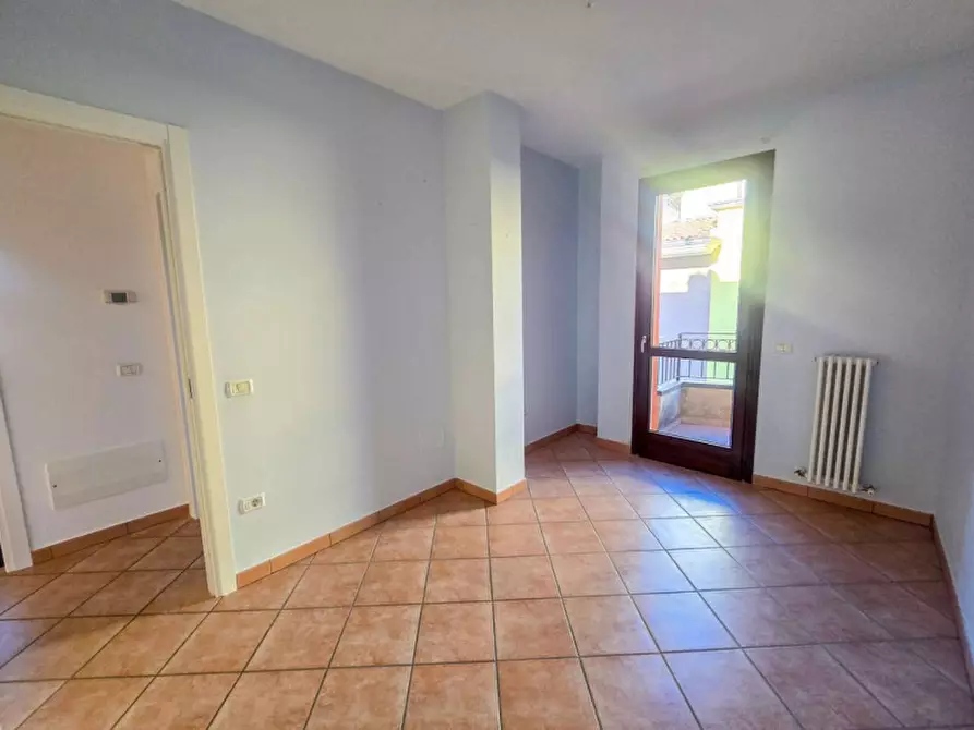 Immagine 11 di Appartamento in vendita  in Via Cattaneo a Urbania