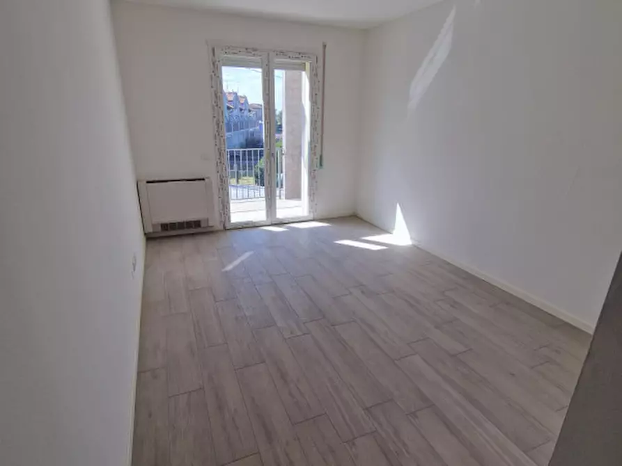 Immagine 5 di Appartamento in vendita  in Via del Bosco a Chioggia