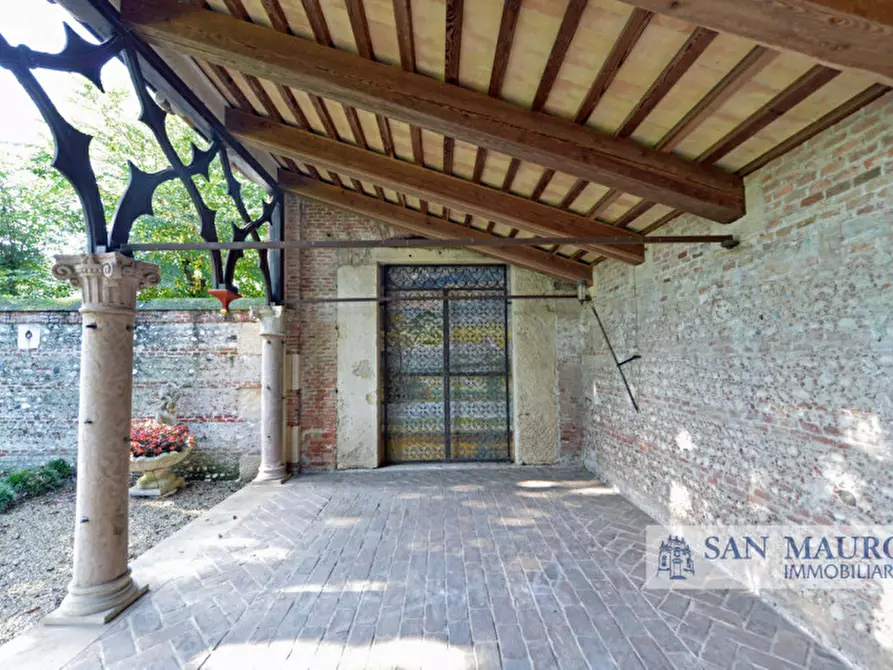 Immagine 22 di Villa in vendita  a Sandrigo