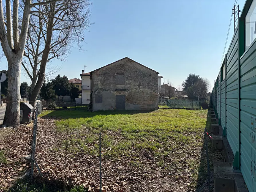 Immagine 4 di Casa bifamiliare in vendita  in Via Asseggiano a Spinea
