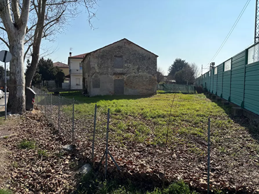 Immagine 5 di Casa bifamiliare in vendita  in Via Asseggiano a Spinea