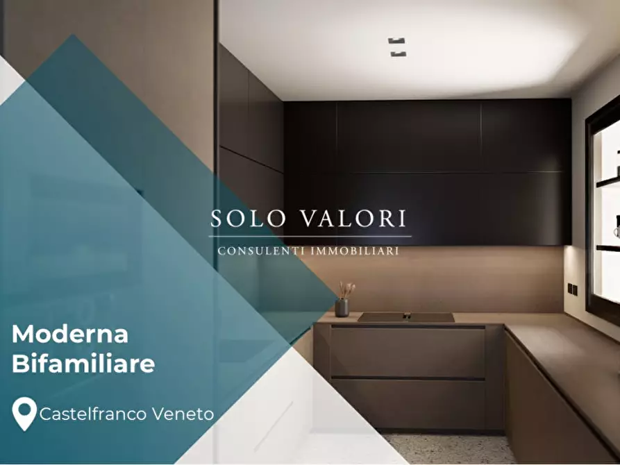 Immagine 9 di Casa bifamiliare in vendita  a Castelfranco Veneto