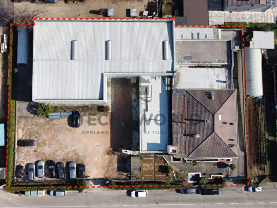 Immagine 2 di Laboratorio in vendita  in VIA VEGRI a Zanè