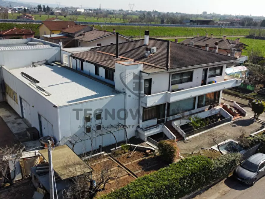 Immagine 21 di Laboratorio in vendita  in VIA VEGRI a Zanè