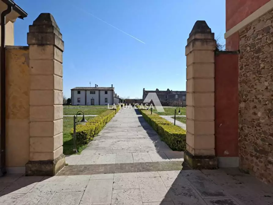 Immagine 5 di Attico in vendita  a Castel D'azzano