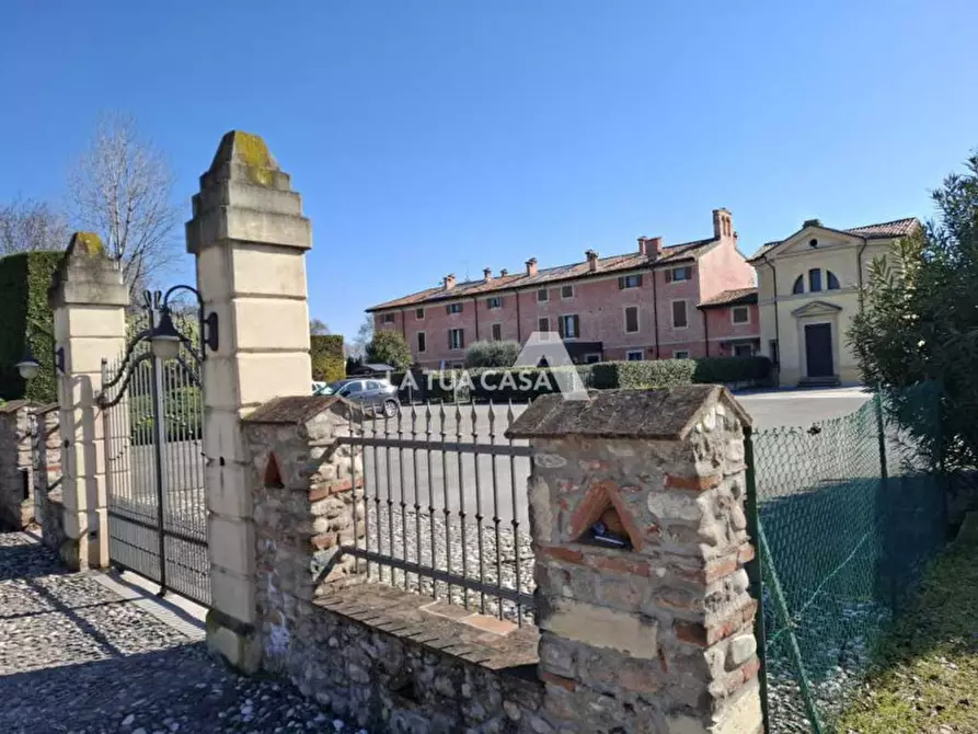 Immagine 11 di Attico in vendita  a Castel D'azzano