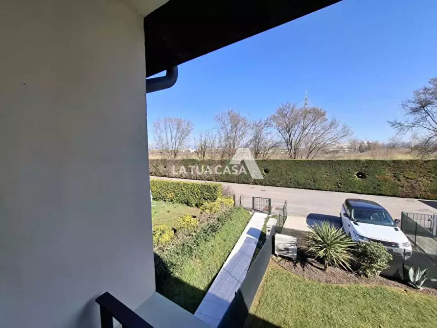 Immagine 26 di Attico in vendita  a Castel D'azzano