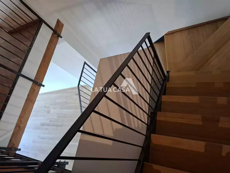 Immagine 43 di Attico in vendita  a Castel D'azzano