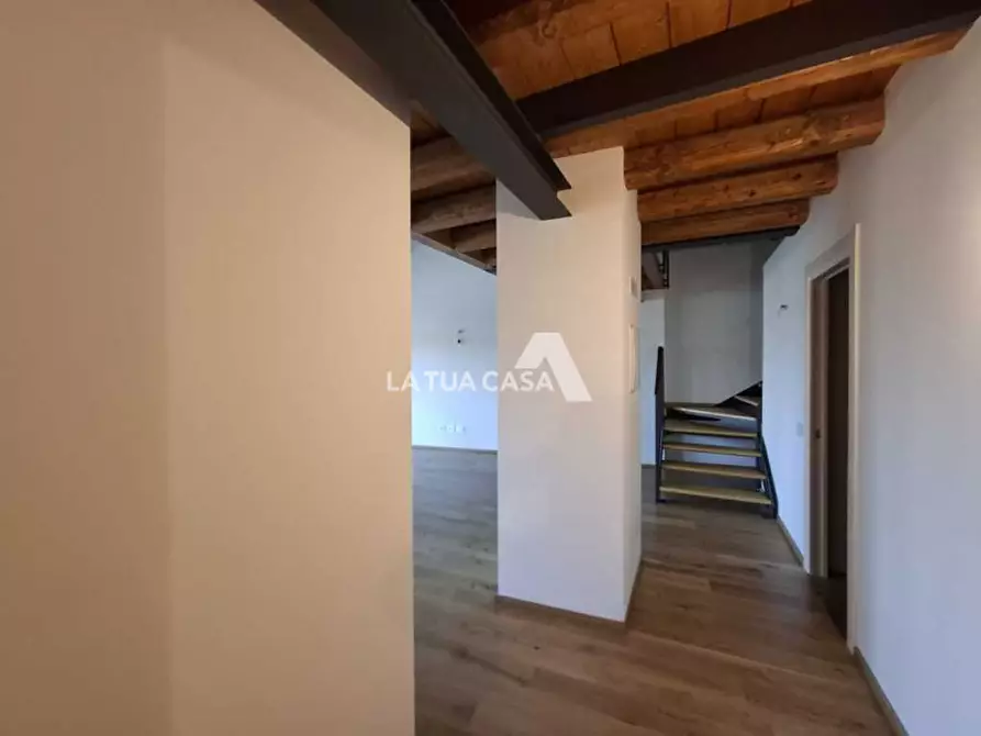 Immagine 44 di Attico in vendita  a Castel D'azzano