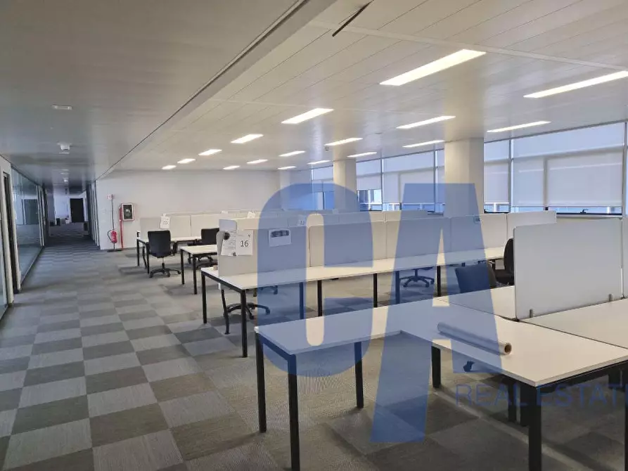 Immagine 4 di Ufficio in affitto  in VIALE MONZA a Milano