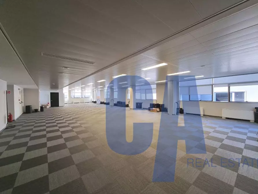 Immagine 1 di Ufficio in affitto  in VIALE MONZA a Milano