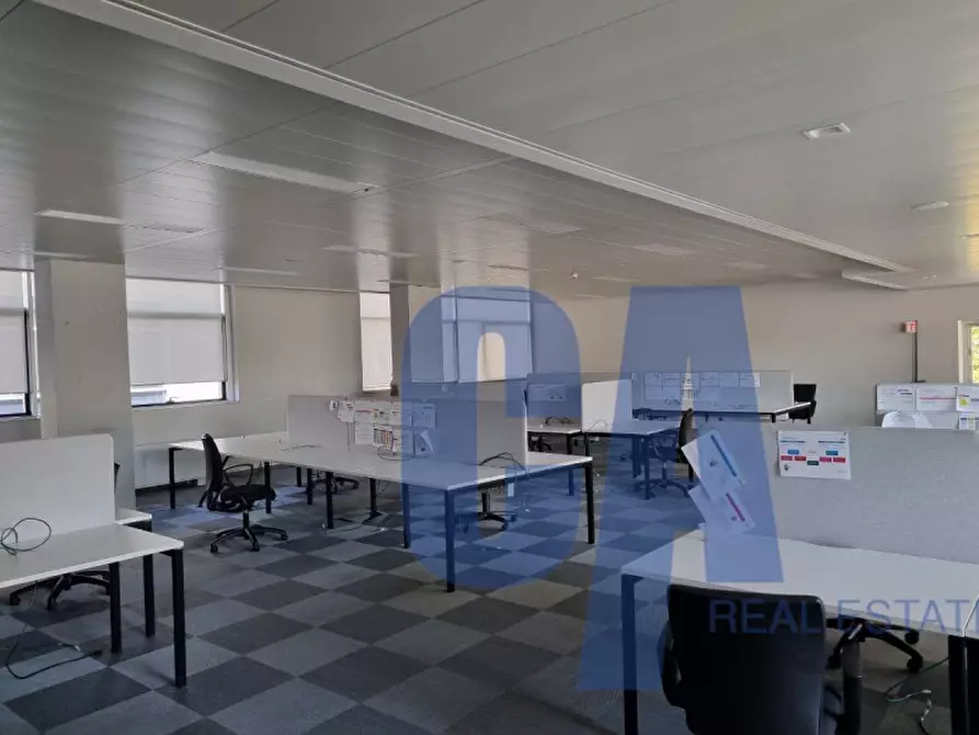 Immagine 6 di Ufficio in affitto  in VIALE MONZA a Milano