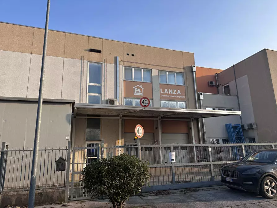 Immagine 3 di Capannone industriale in vendita  in Via Colomba 50 a Colognola Ai Colli